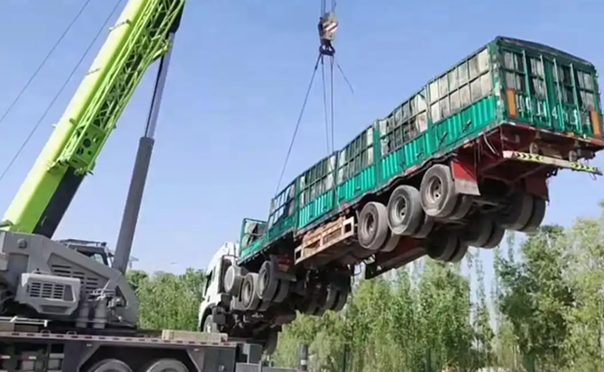 普兰店区道路脱困救援案例